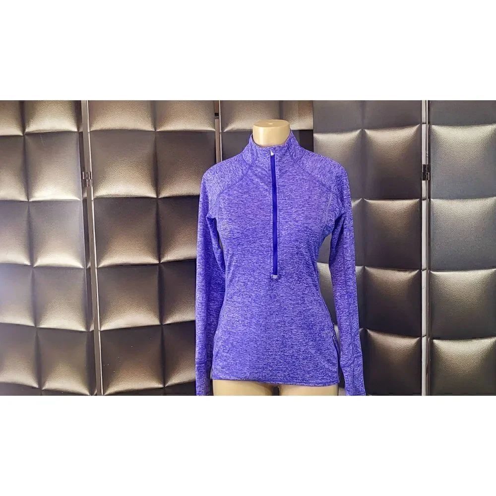 Athleta pullover top